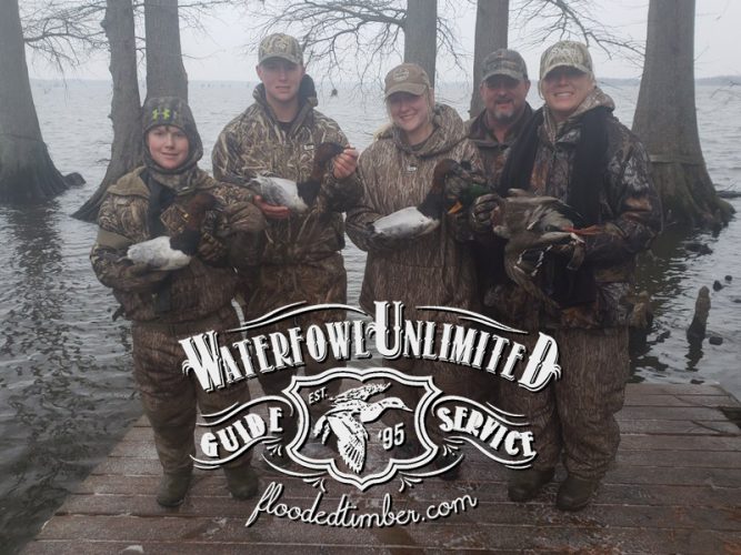 Best Reelfoot lake TN Guided duck hunting _ Flooded Timber