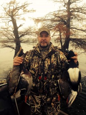 Reelfoot lake TN Guided duck hunt _ Flooded Timber